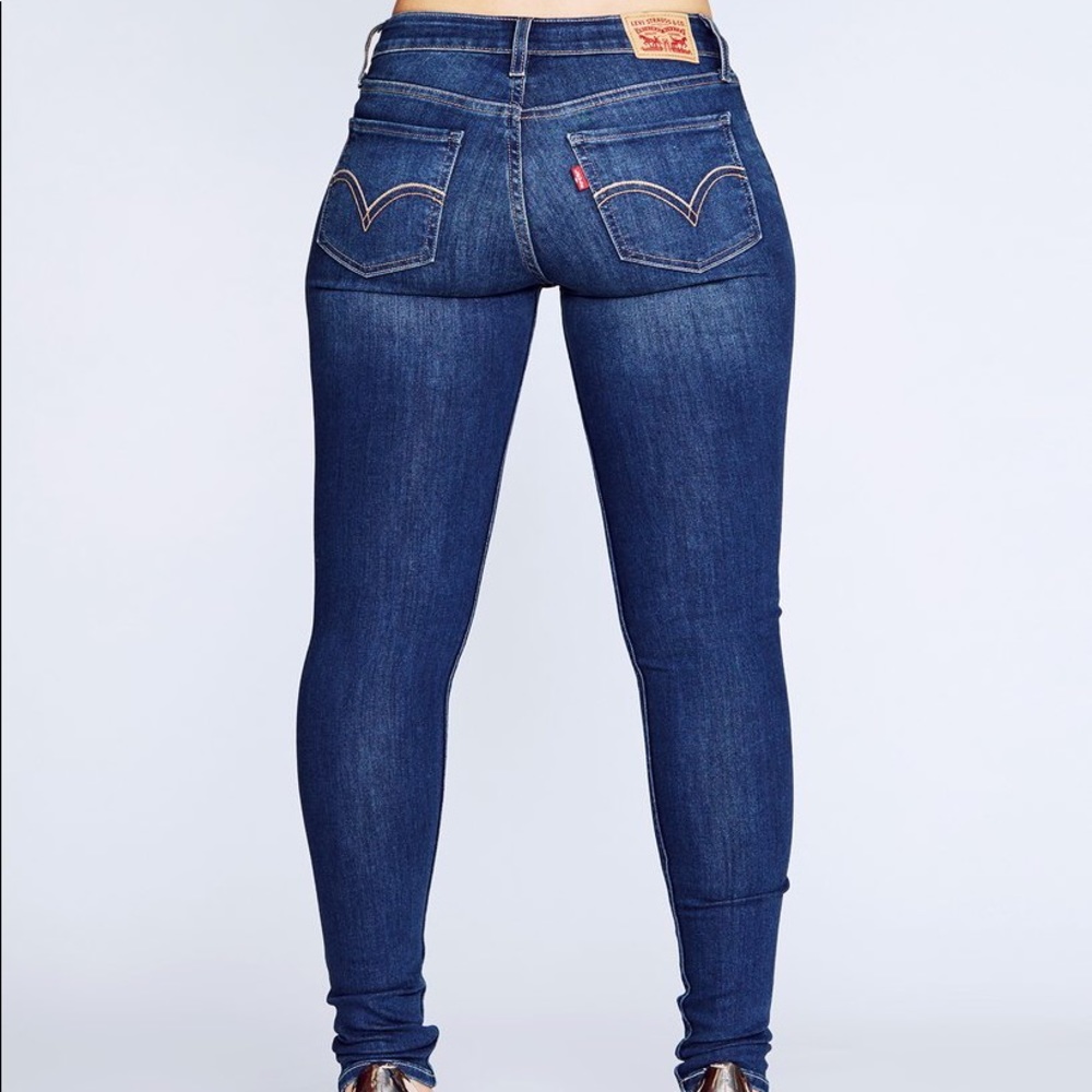 Levi’s 535 Super Skinny Blue Jeans